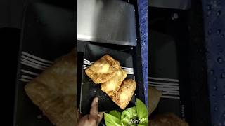 ചൂട് ചായയുടെ കൂടെ ഇങ്ങനെ ഒരു snaks ഉണ്ടാക്കി നോക്കു കഴിച്ചോണ്ടേ ഇരിക്കും #shorts #teatimesnaks