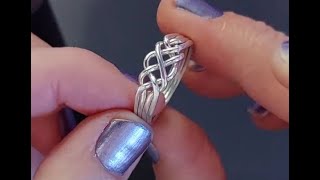 Solving a 4-piece puzzle ring - two different ways