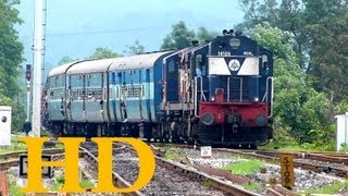 ITARSI TWIN ALCOS WITH SMOKING ET JUMBO TRAILING HAUL THE CHHAPRA SURAT TAPTI  GANGA EXPRESS