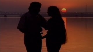 Kemiti Kahibi (2000 Love) - Hit Oriya Video Song