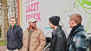 Der „Jugend jazzt Truck“ zu Besuch in Hessen bei der Band „Quartertone“