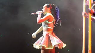 Katy Perry - Intro + Roar + Part Of Me + Wide Awake (Prismatic World Tour, Vancouver)