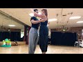 tango 100 salida basica practice embraces