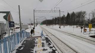 JR北海道 789系特急ライラック旭川行き豊幌駅雪を舞い上がりながら通過