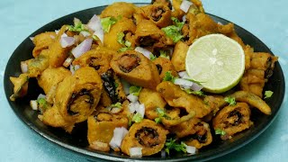 Cut Mirchi Bajji Recipe | Cut Mirchi Pakodi | Street Style recipe | Evening Snack @CRSKitchen