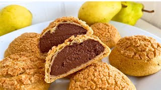 Shu cakes with Pear - Chocolate Cream: without sugar, made from whole wheat flour.