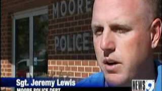 Moore Police Search For Suspect, Motive In Woman's Stabbing Death