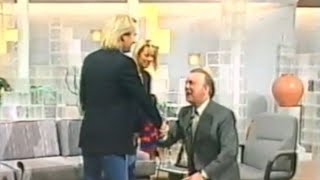 Glenn Wheatley and Gaynor Wheatley chat to Bert Newton in 1989