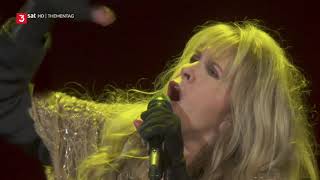 Stevie Nicks: Gold Dust Woman (24 Karat Gold: The Concert)