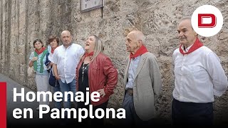 Pamplona homenajea a impulsores de los cantos a San Fermín antes del encierro