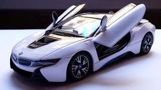 Reviewing the 1/24 BMW i8 by Rastar