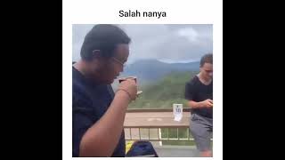 salah nanya 😂🤣