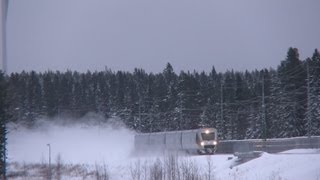 SJ och Norrtåg vid Hörnefors Station Botniabanan