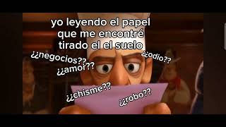 yo leyendo el papelito que me encontré