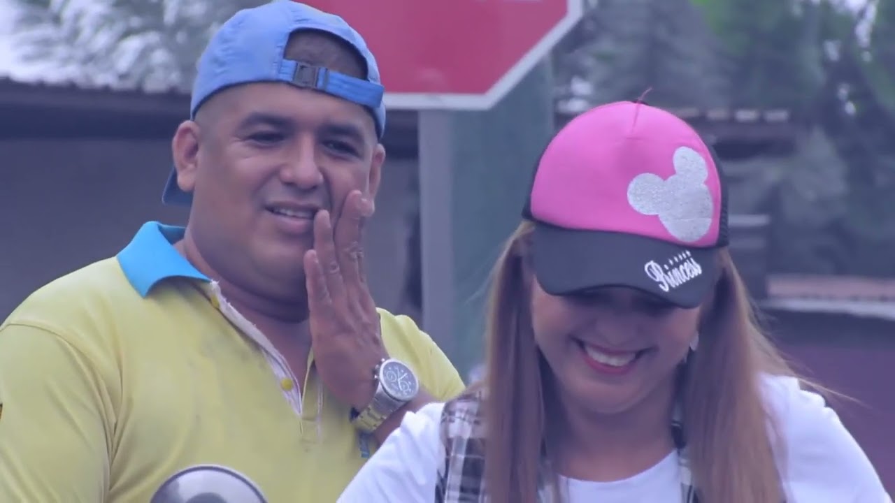 Video Oficial AMOR FINGIDO - YouTube