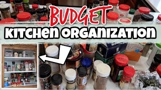 KITCHEN ORGANIZATION ON A BUDGET | DECLUTTER & CLEAN WITH ME | VLOGMAS #4