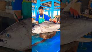 Wow, Yellowfin tuna cutting skills #shorts #youtubeshorts #subscribe