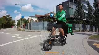 6nov2020 motorist nearly hit reckless grabfood #pab rider  Jalan Songket 1505hrs