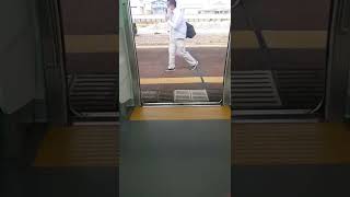 E129系 ドア開閉