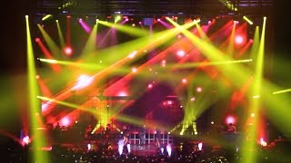 R. Kelly: The Buffet Tour Intro + "Make It Rain (Remix)" (Live)