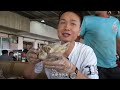 challenge 100 yuan to eat sheep s head and the big brother next to him said it was amazing