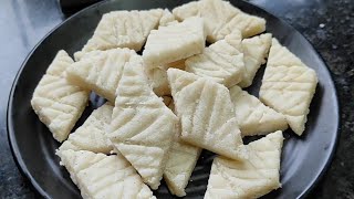 Cocado/Kokad/ Coconut-semolina Sweet is the another recipe #christmas  #goan #vlog Recipe in Hindi