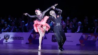 Oleg Chzhen - Alina Ageeva | 2019 FDSARR Championship Amateur Latin - Presentation Samba