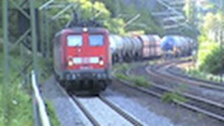 Eisenbahn und Rheinschifffahrt bei Kestert a. Rhein, MRCE BR189, 2x BR140, BR185, BR427, BR460