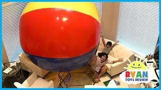 WORLD'S LARGEST BEACH BALL! Family Fun Activities for Children with Inflatable kids toys
