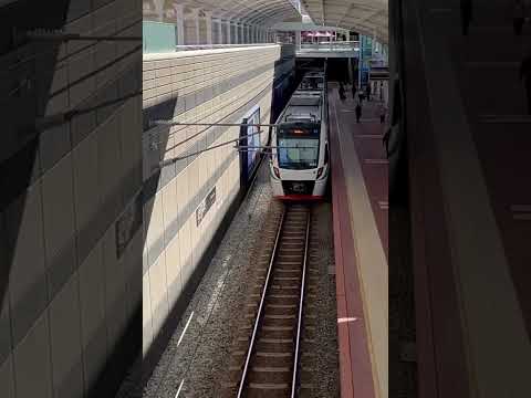 Transperth B-Series Departing Joondalup Station! - YouTube