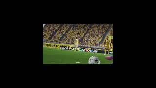 A glitch in an official gameplay trailer of FIFA 23