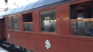 F 1200 train on Stockholm Central