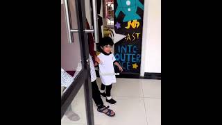 ஏய் என மிரட்டும் Aila papa😘 | அம்மாவை பார்த்து ஓடும் Aila Pattu | school day | #ailapapa |#shorts