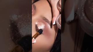 Beautiful Party wear Glittery  eyes makeup tutorial 😍✨#eyemakeup #makeup #glitter #shorts