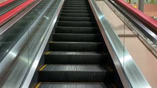 関西国際空港 エスカレーター Escalator KIX MITSUBISHI 三菱製 自動 繰り返し ループ ターミナル1