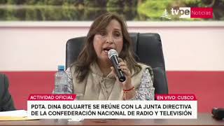 periodista valiente cusqueña lo dijo sus verdades a la señora Dina Boluarte en Cusco