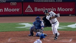 TOR@NYY: Jeter breaks his bat on a single to left