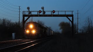 BNSF Leader! US\u0026S Searchlights! CN 271 passes through Burlington.