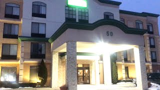 Breakfast/Wingate by Wyndham Hotel Review/Schaumburg Illinois