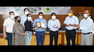 DDC Udhampur felicitates meritorious students