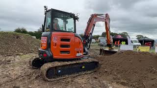 Stuart Carlyon on his new Hitachi 55U with Engcon