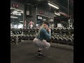 strongbody knebøy med kroppsvekt air squat