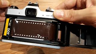 Cách lắp film máy pentax spotmatic và máy phim khác tương tự