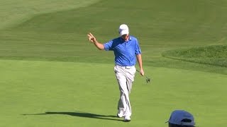 Bryce Molder rolls in a 47-footer for birdie at Farmers