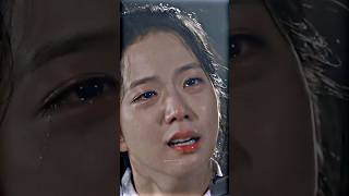 Jisoo crying VS her members🔥......... #blackpink #lisa #kpop #trending #rosé #jennie #jisoo #shorts