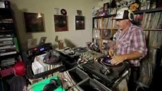 Vinyl Ritchie remains true to his DJ roots