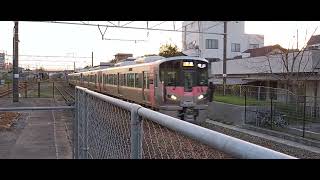 山陽本線　普通列車227系R13編成+R3編成　鴨方駅に到着