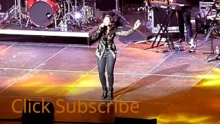 Shreya ghoshal Rahat Fateh Ali Khan live Teri Ore Singh Is King Full Song HD Video