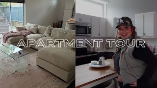 My GIRLY apartment tour!