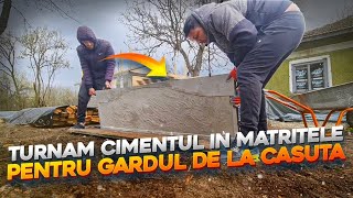 Matrilab - Turnăm cimentul în matrițele pentru gard | Video preluat de la Ionuț Ghiță